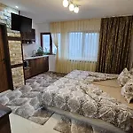 Hills - с храна Affittacamere 4*
