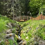 Hills - с храна