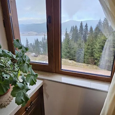 Hills - с храна Guest house Orlino