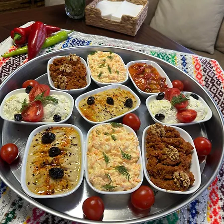 Hills - с храна 3* Orlino