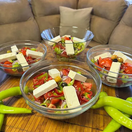 Hills - с храна Casa de hóspedes