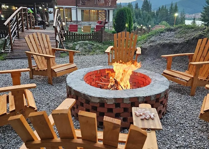 Hills - сърница Къща за гости 3*