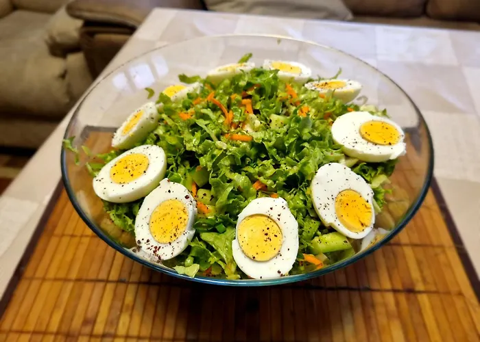 Къща за гости Hills - сърница 3*